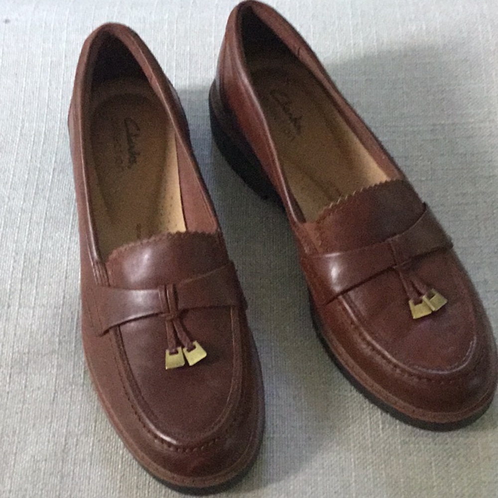 Clarks Women's Brown Loafers